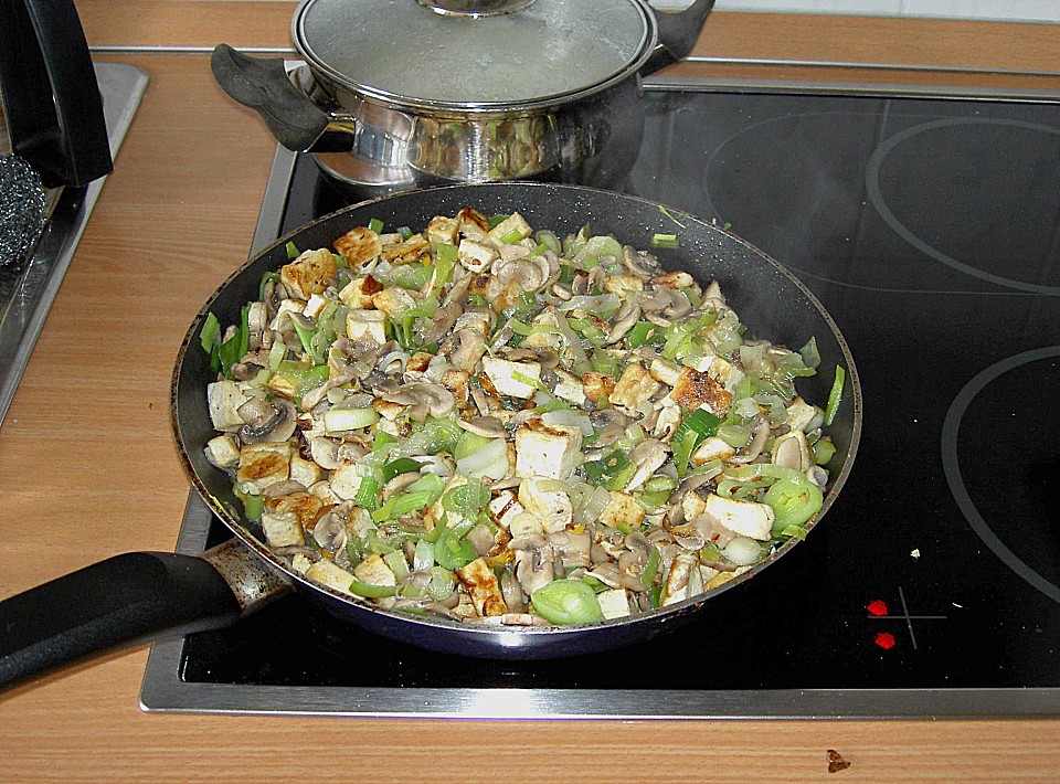 Tofu - Lauch - Champignon - Pfanne (Rezept mit Bild) | Chefkoch.de