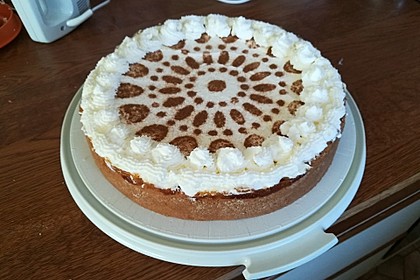 Apfelkuchen mit Zimt - Sahnehaube 4
