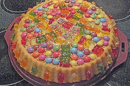 Gummibären Torte 12