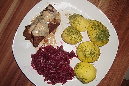 Saftige Rindsrouladen 9
