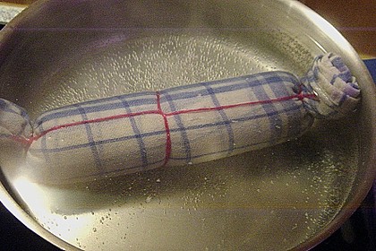 Entenbrust mit Pfifferlingen, Brokkoli und Serviettenkl&ouml;&szlig;en 3