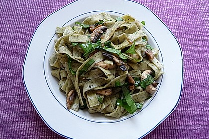 Bärlauch - Spaghetti mit Champignons 7