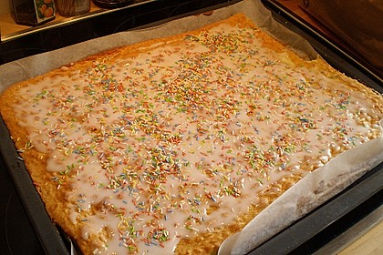 Schneller Zitronenkuchen auf dem Blech 45