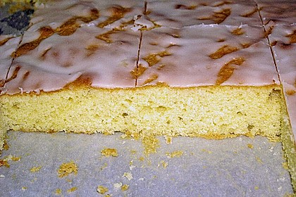 Schneller Zitronenkuchen auf dem Blech 38