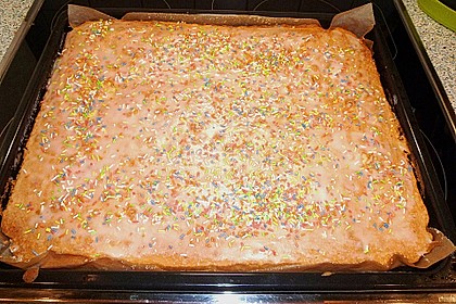 Schneller Zitronenkuchen auf dem Blech 44