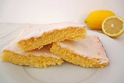 Schneller Zitronenkuchen auf dem Blech 2