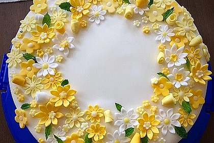 Schneller Zitronenkuchen auf dem Blech