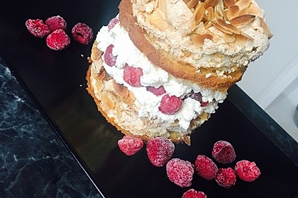 Himmelstorte mit Himbeeren 15
