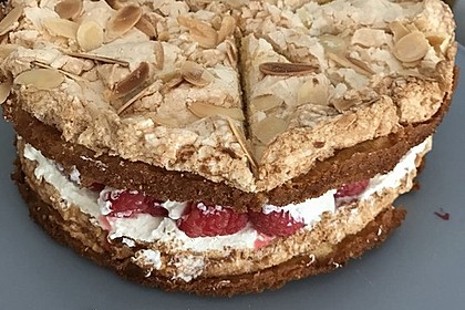 Himmelstorte mit Himbeeren 31