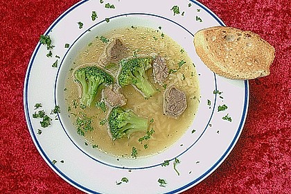 Rinderbr&uuml;he mit Brokkoli