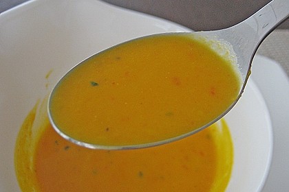 Kürbissuppe mit Ingwer und Kokosmilch 128