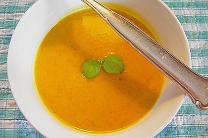 Kürbissuppe mit Ingwer und Kokosmilch 57