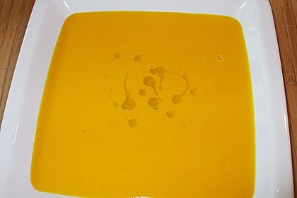 Kürbissuppe mit Ingwer und Kokosmilch 114