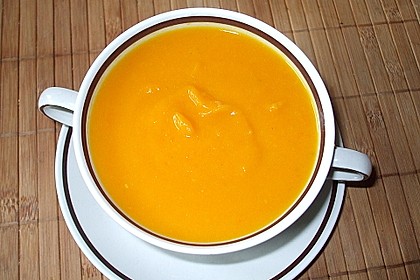 Kürbissuppe mit Ingwer und Kokosmilch 102