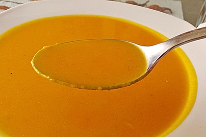 Kürbissuppe mit Ingwer und Kokosmilch 83
