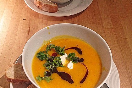 Kürbissuppe mit Ingwer und Kokosmilch 4