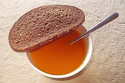 Kürbissuppe mit Ingwer und Kokosmilch 95