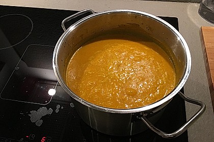 Kürbissuppe mit Ingwer und Kokosmilch 179