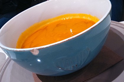 Kürbissuppe mit Ingwer und Kokosmilch 123