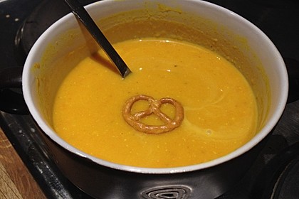 Kürbissuppe mit Ingwer und Kokosmilch 107