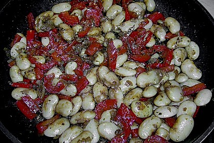 Salat von wei&szlig;en Bohnen und Paprika 2
