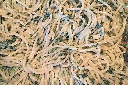 Bandnudeln mit frischem Spinat und Lachs 38