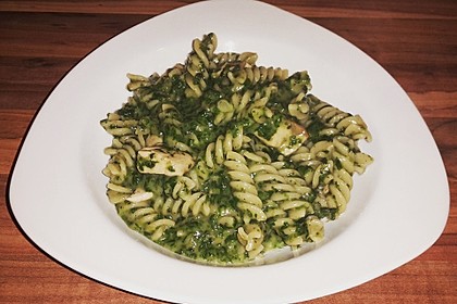 Bandnudeln mit frischem Spinat und Lachs 25