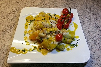 Kabeljaufilet auf grünem Spargel an Orangen-Curry-Sauce 6