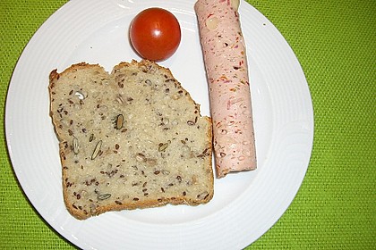Dinkelvollkornbrot mit Körnern 13