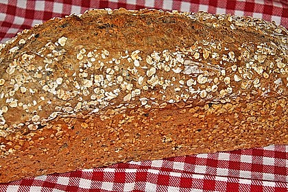 Dinkelvollkornbrot mit Körnern 22