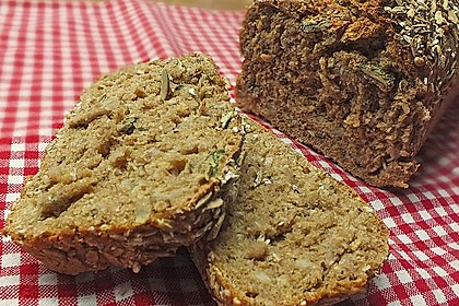Dinkelvollkornbrot mit Körnern 7
