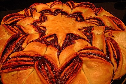 Blumen-Brioche mit Nutella 36
