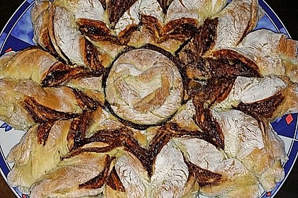 Blumen-Brioche mit Nutella 44
