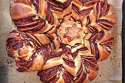 Blumen-Brioche mit Nutella 20