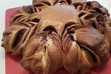 Blumen-Brioche mit Nutella 43