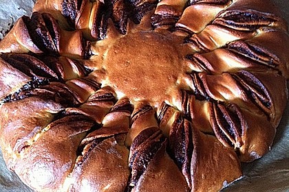 Blumen-Brioche mit Nutella 38
