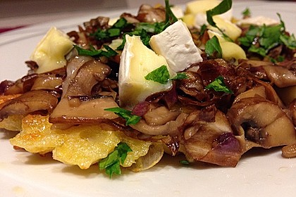 Farfalle-Rösti mit Pilz-Radicchio-Gemüse 1