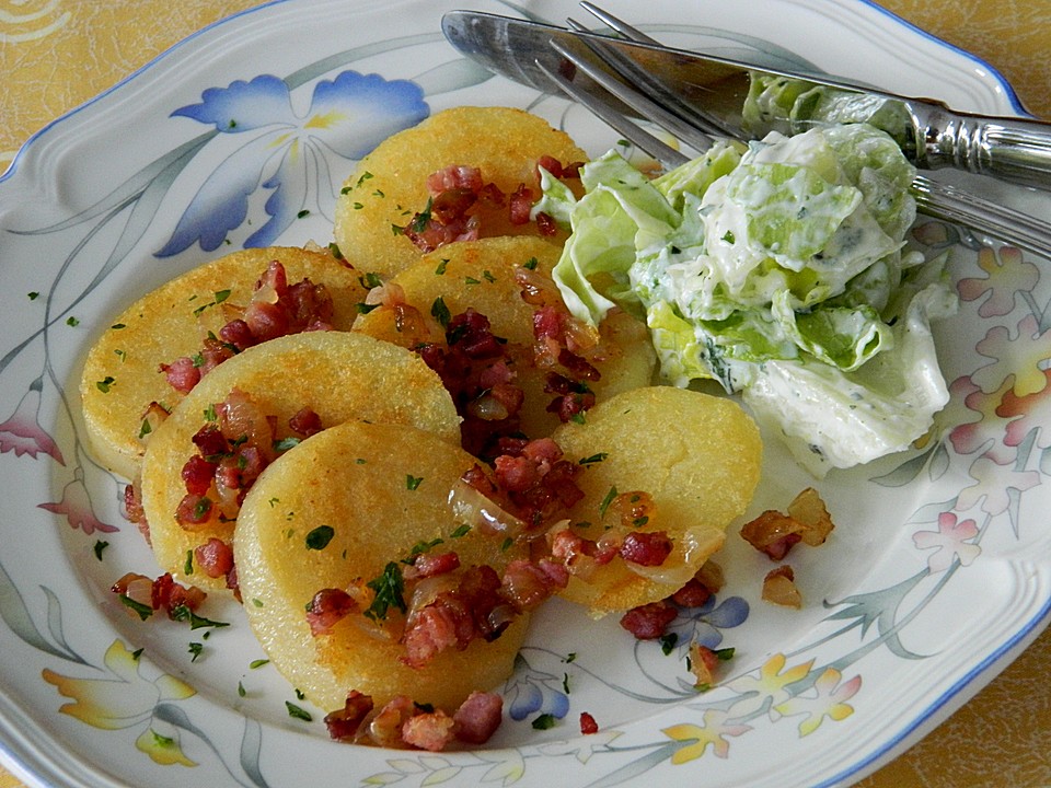 Gebratene Kn Del Mit Speck Und Zwiebeln Von Mimamutti Chefkoch De