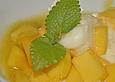 Vanilleeis mit Mango - Ingwer So&szlig;e