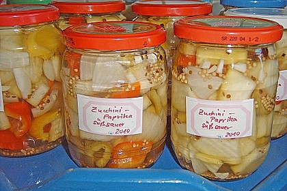 Paprika - Zucchini s&uuml;&szlig;sauer eingemacht