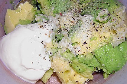 Avocado Creme mit Knoblauch 1