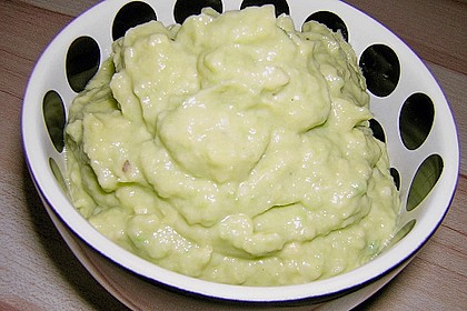 Avocado Creme mit Knoblauch 2