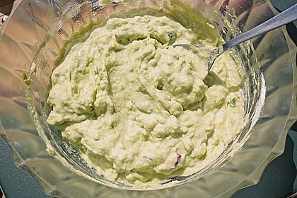 Avocado Creme mit Knoblauch 4