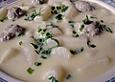 Spargelsuppe mit Hackfleischkl&ouml;&szlig;chen