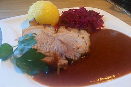 Klassischer bayerischer Schweinekrustenbraten 8