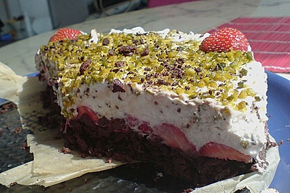 Quark - Torte mit Erdbeeren