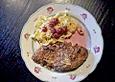Hirschsteak mit Kirschso&szlig;e