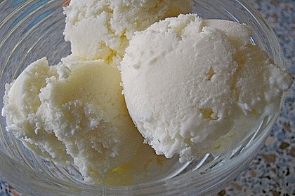 Cremiges Joghurteis 9