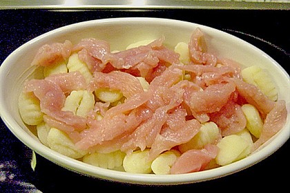 Auflauf mit Gnocchi, Pute und Champignons 3