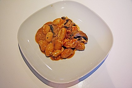 Auflauf mit Gnocchi, Pute und Champignons 25